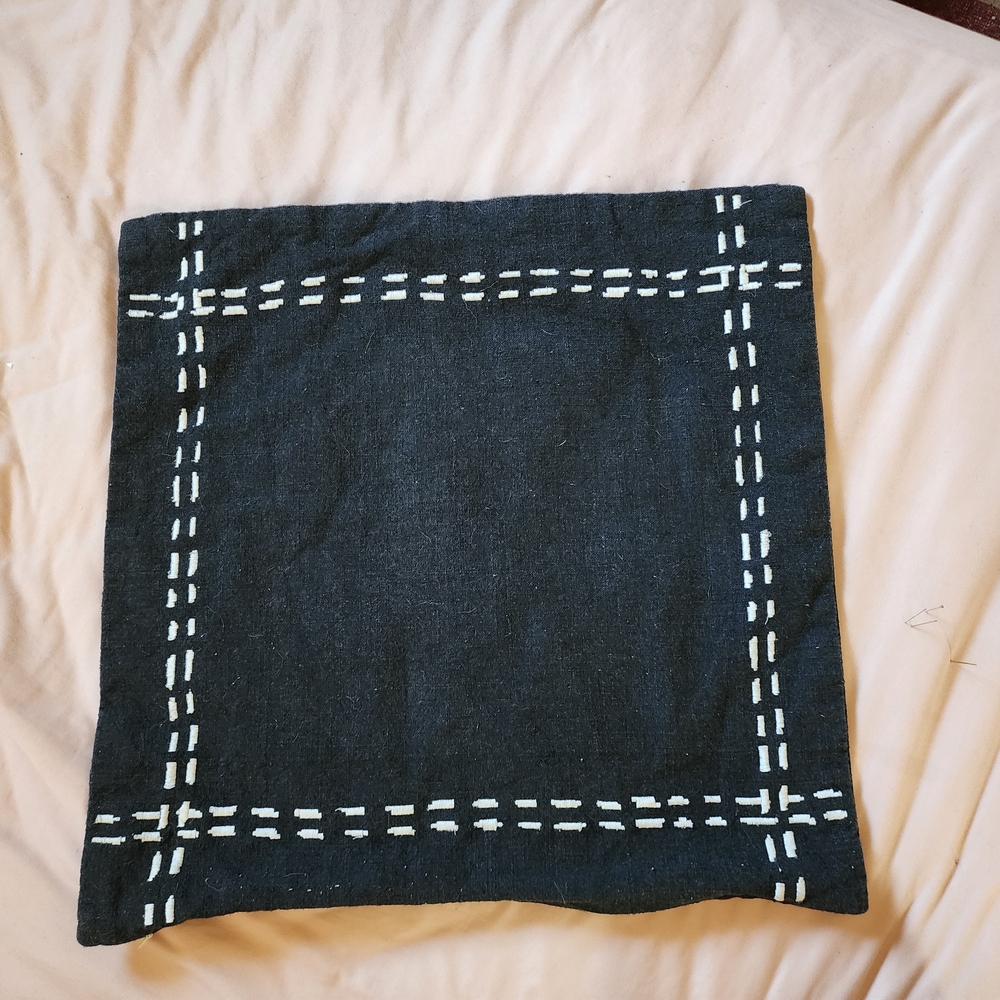 Élan Byrd's Lulu and Georgia Black and White Accent Throw Pillow Case Set Of 4
